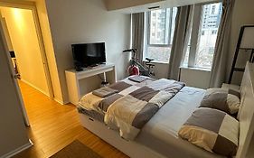 Best Location In Downtown- Walking To Eaton Centre, Nathan Phillips Square, Yonge-Dundas, Ikea,Transit
